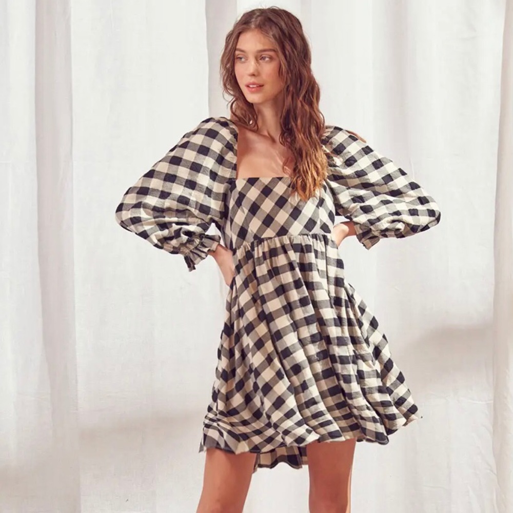 Storia Baby Doll Dress NWT